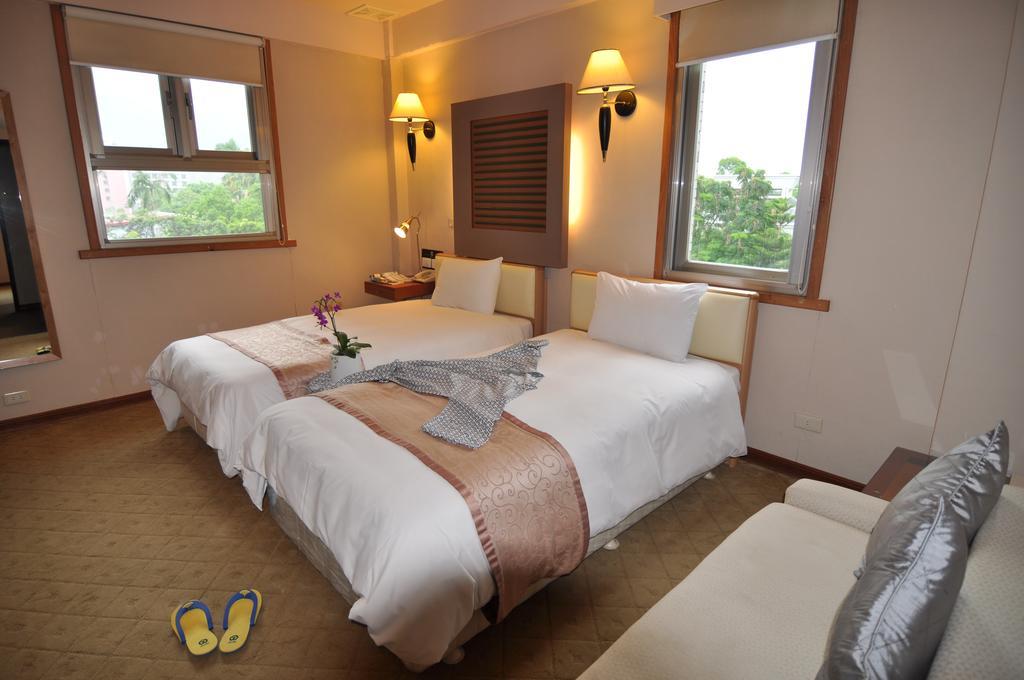 Tian Long Hotel Jiaoxi Exterior foto