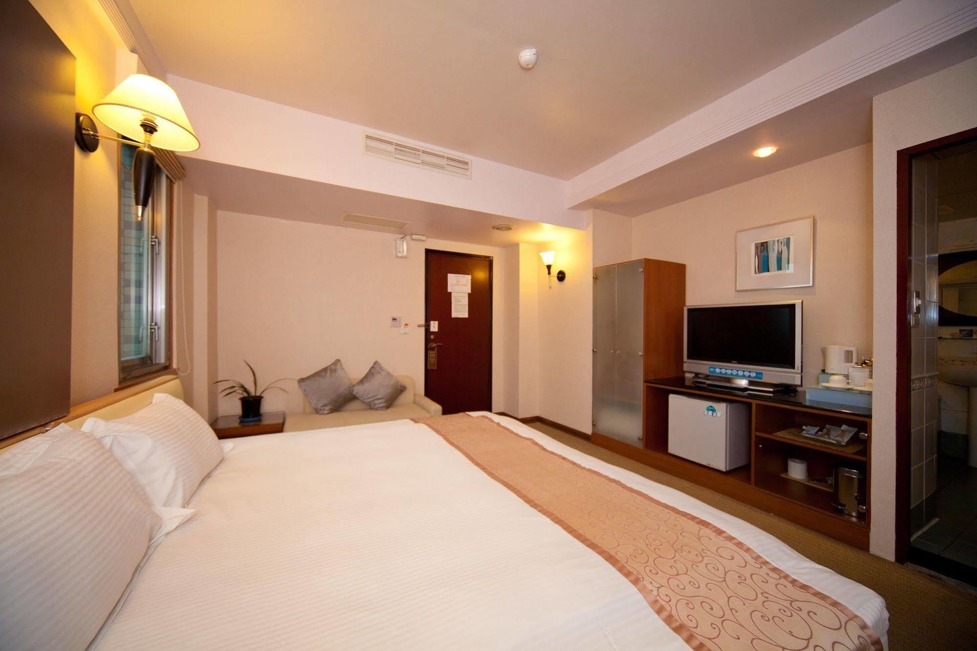 Tian Long Hotel Jiaoxi Exterior foto