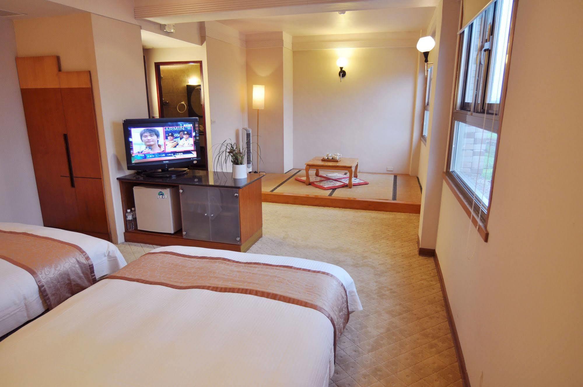 Tian Long Hotel Jiaoxi Exterior foto